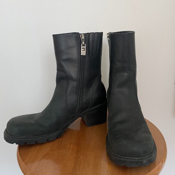 Tommy Hilfiger booties/ low calf boots- 6.5 black but are tight. - Picture 3 of 6